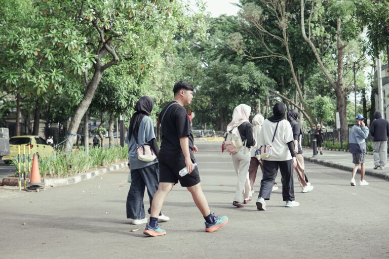 erek-erek-kereta-commuter-arti-mimpi-dan-tafsir-angka-jitu-941